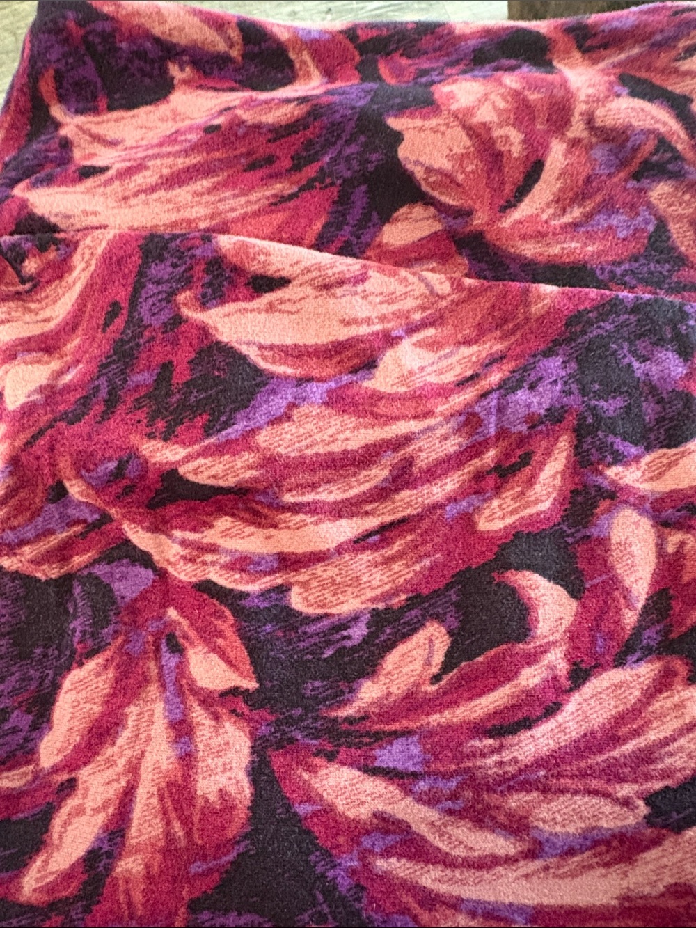 LulaRoe Tall & Curvy (TC) Floral Leggings Bundle of 3 | Fits Sizes 14β26 | EUC - Picture 7 of 7